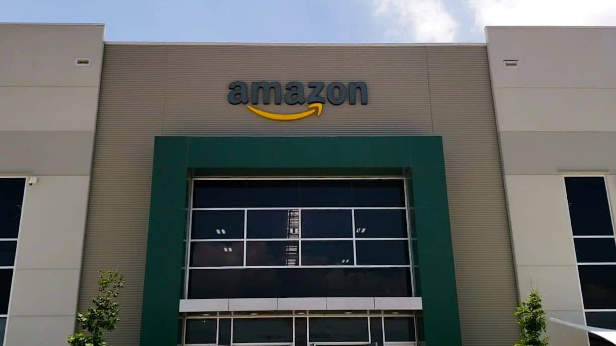 Amazon inaugura su centro de distribución más grande de Latinoamérica y está en México
